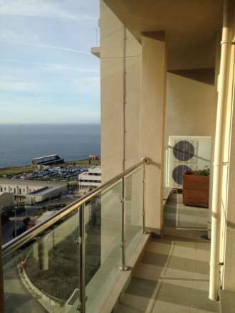 Clifftop House, Image 4