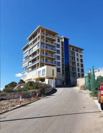 Clifftop House, Image 7