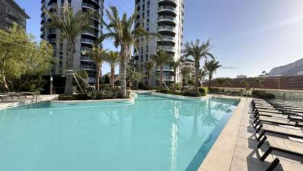 Carrara Europort, Town Area, Image 4