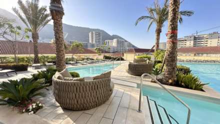 Carrara Europort, Town Area, Image 5