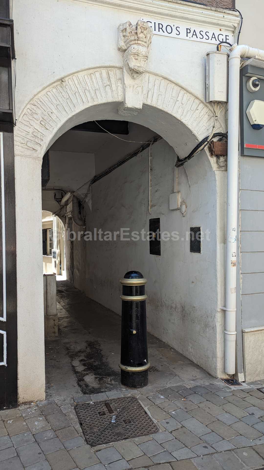 Town Area - Giros Passage, Image 2