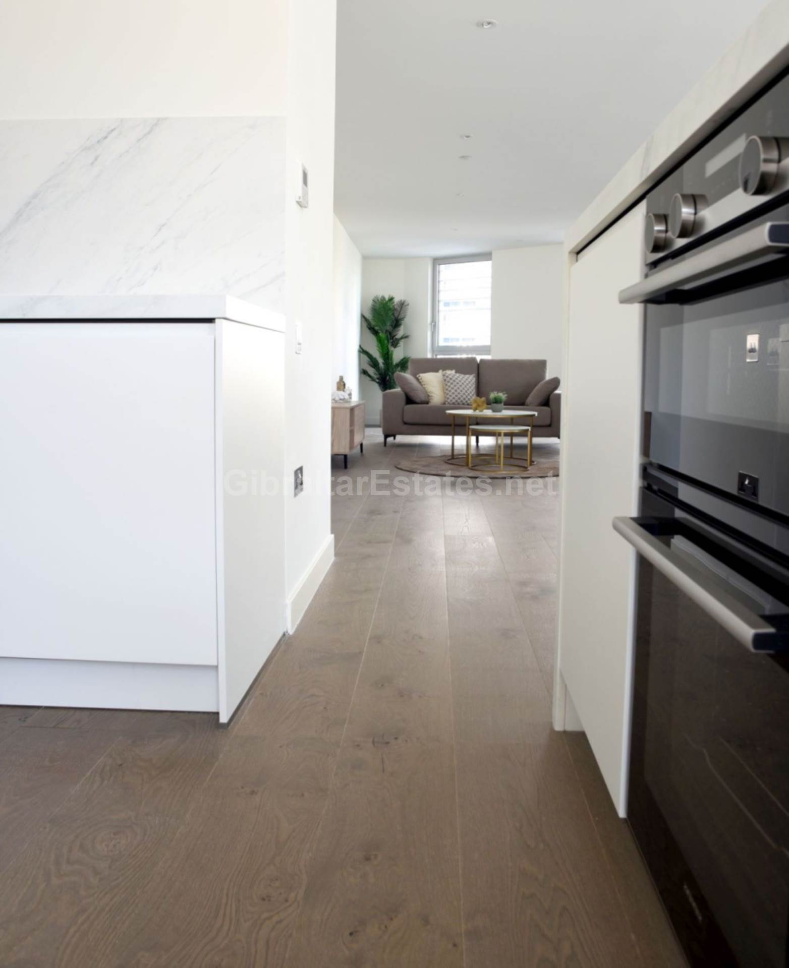 Eurocity Murano, Image 6