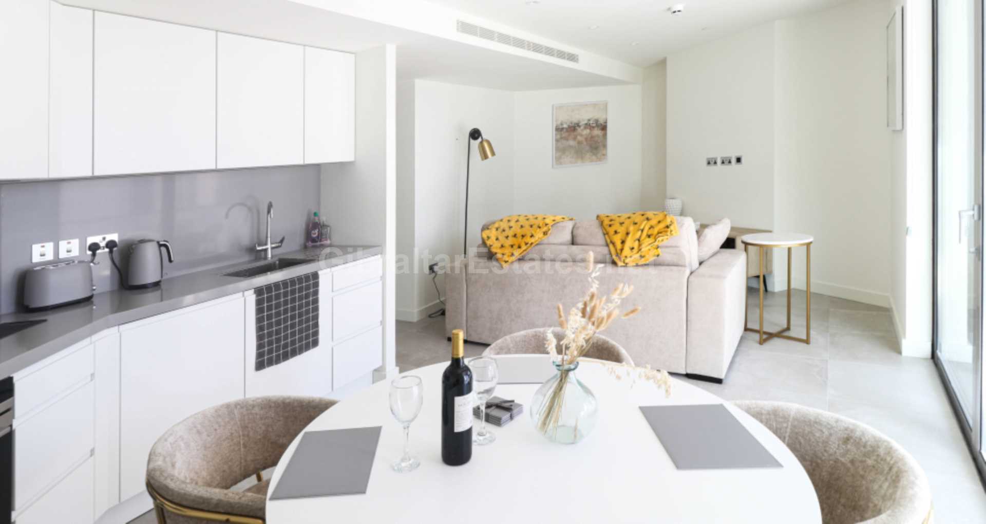 Eurocity Carrara, Image 1