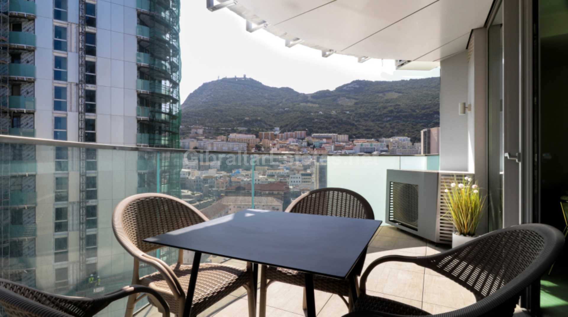 Eurocity Carrara, Image 3
