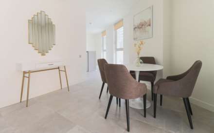 Eurocity Carrara, Image 3