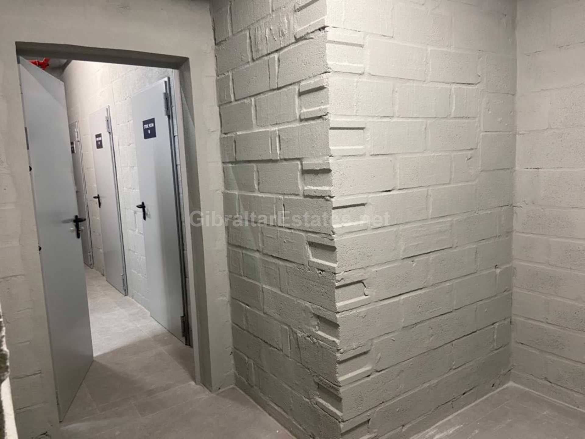 E1 Storage Unit, Image 4