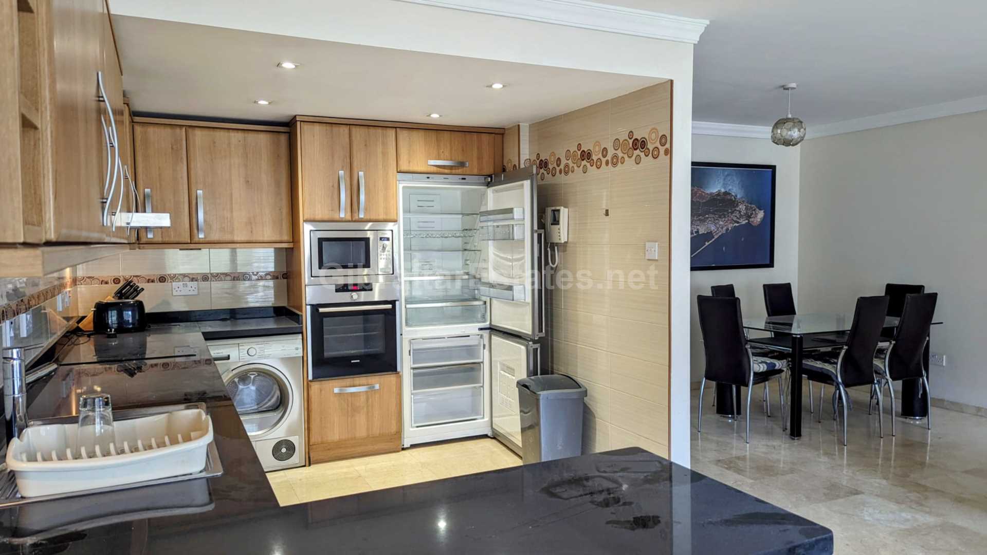 Portland House, Image 3