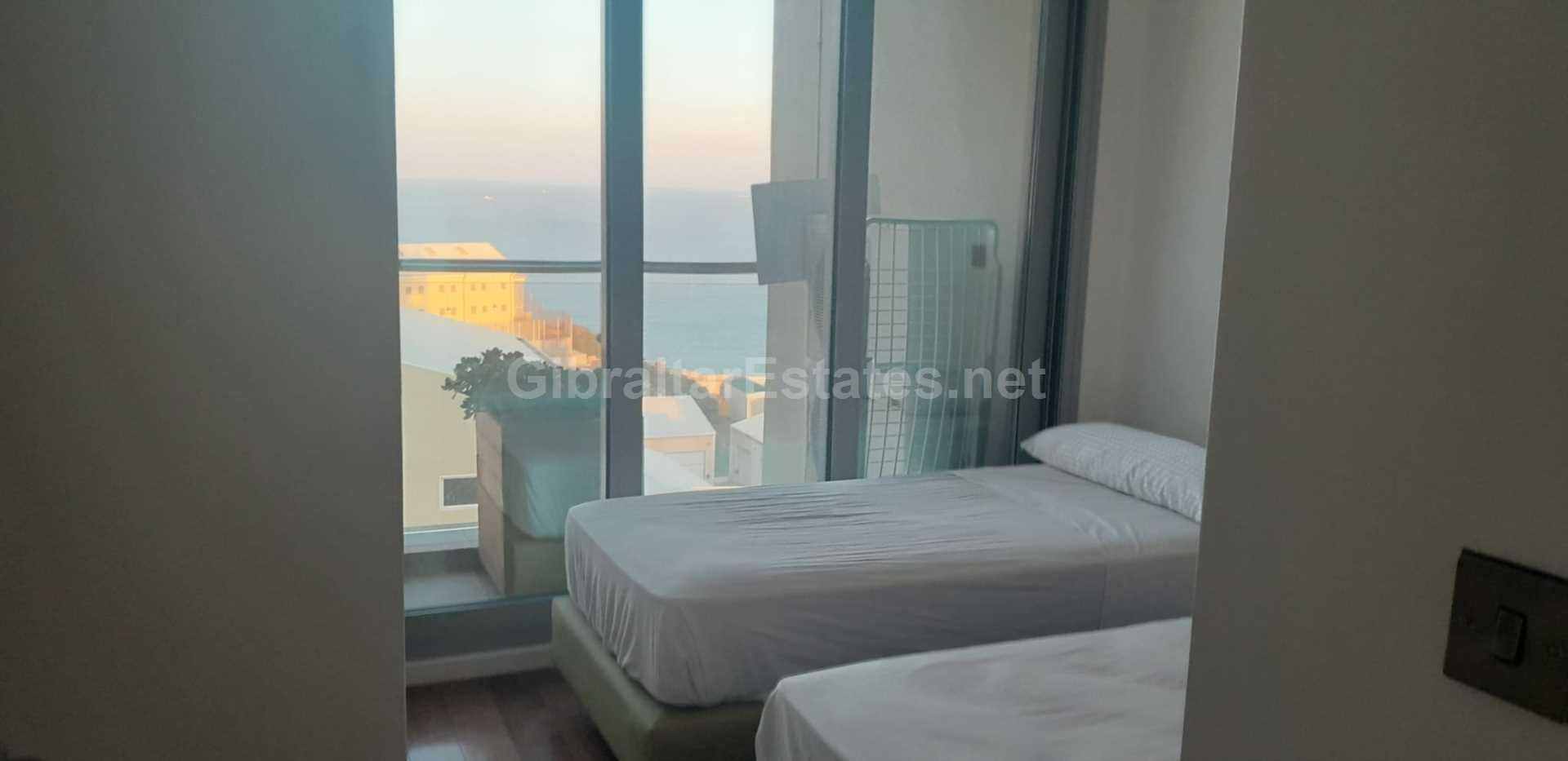 Clifftop House, Image 11