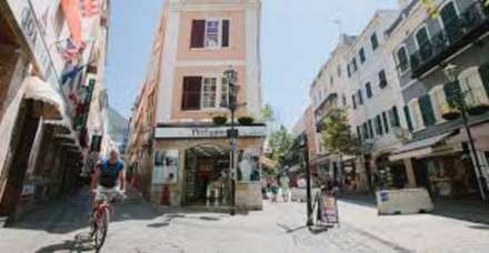 Commercial Property, Engineer Lane