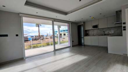 Marina Club, Image 1