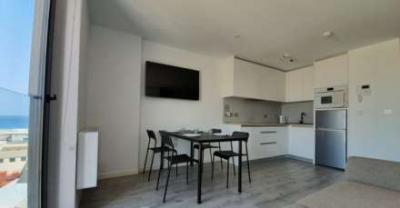 The Hub, Image 1