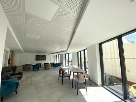 The Hub, Image 9