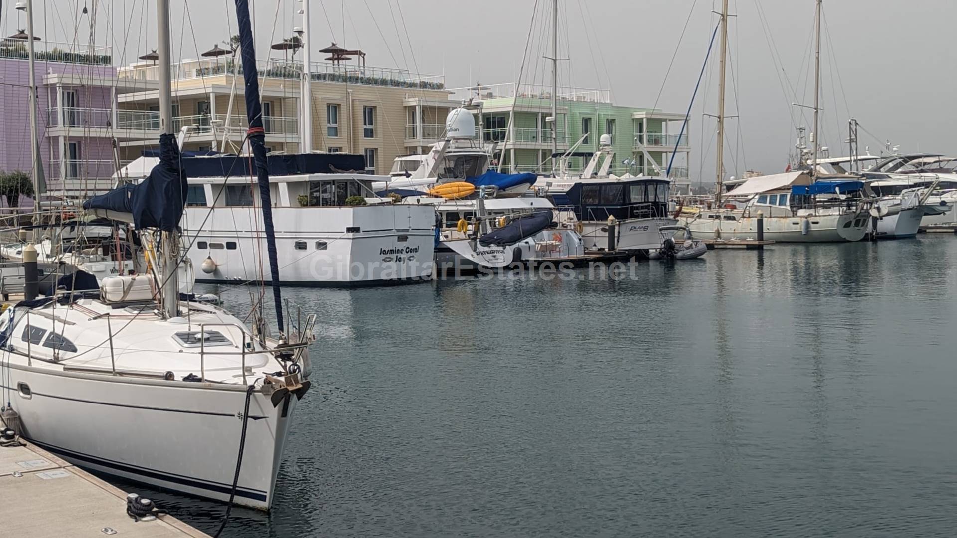 Marina Club, Image 13