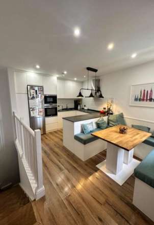 4 Bedroom Apartment, Tarik Views