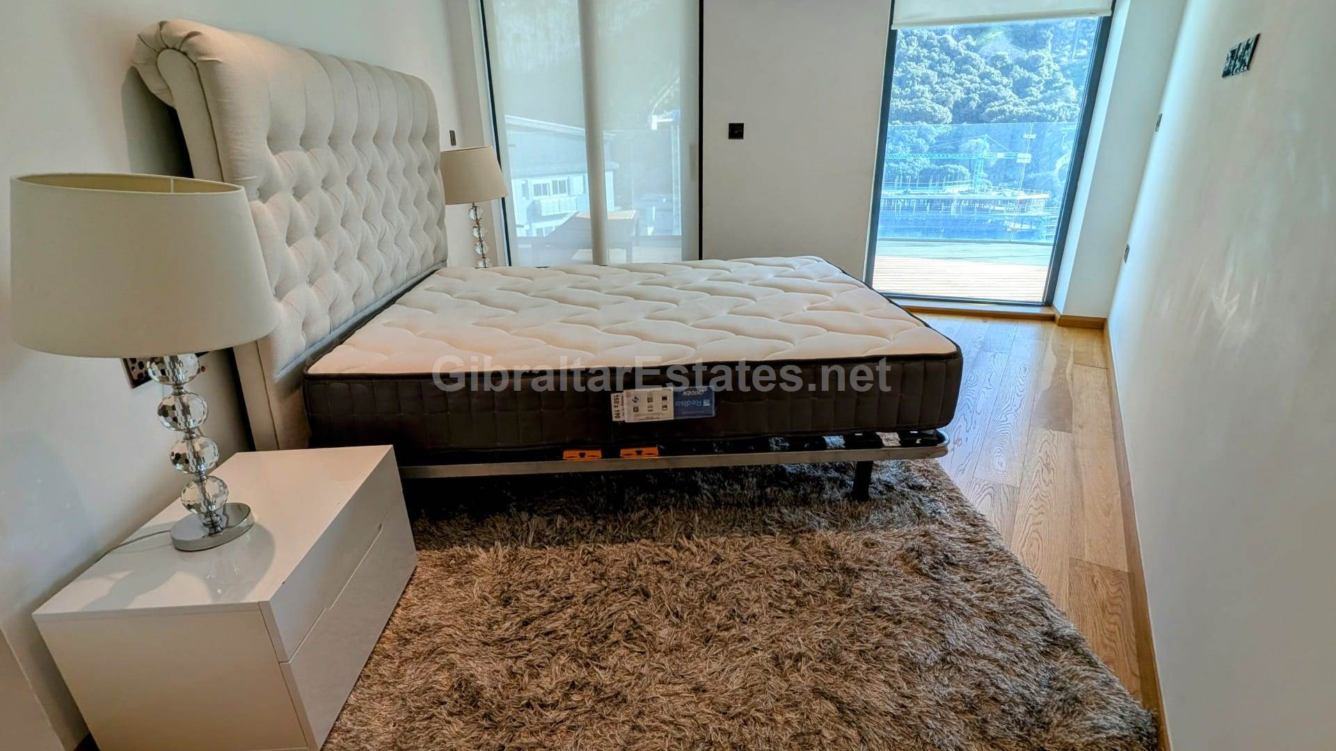 Penthouse, Ocean Village, Image 15