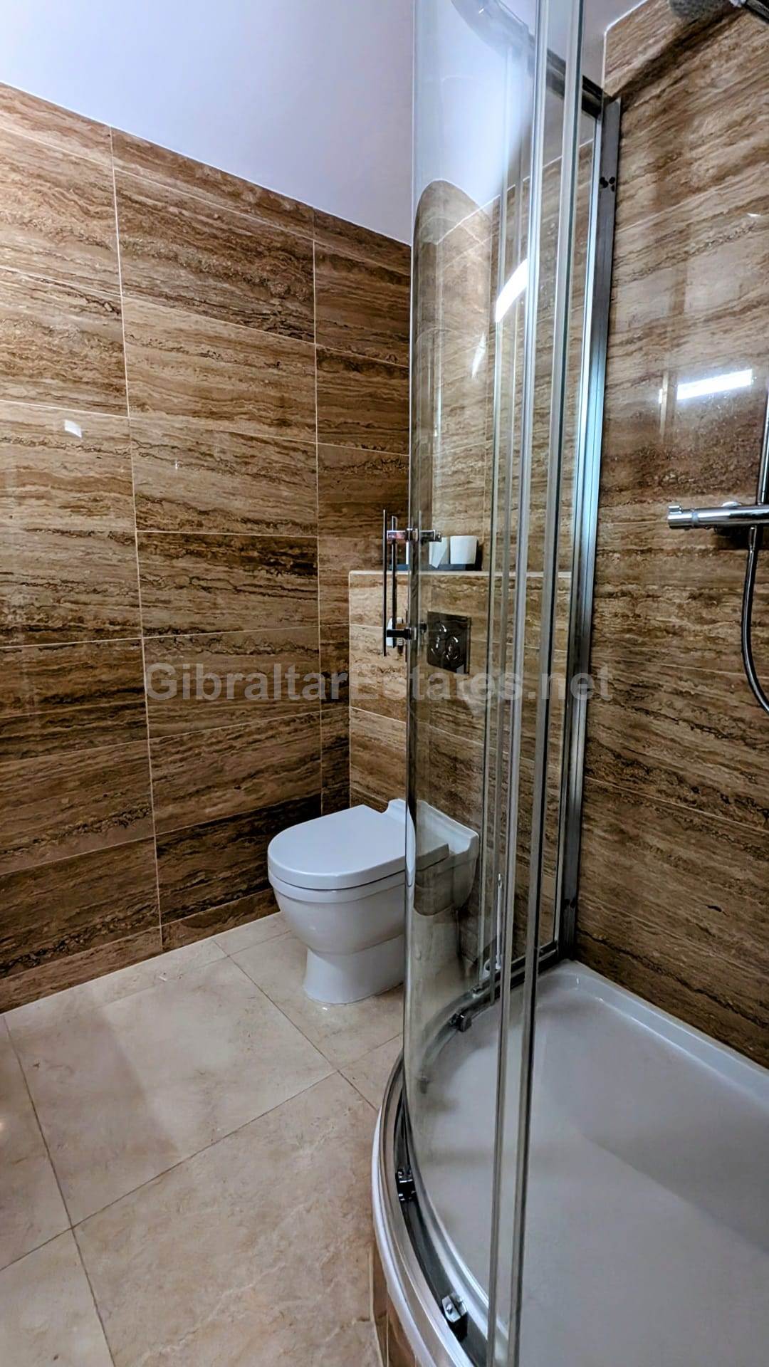 Penthouse, Ocean Village, Image 19