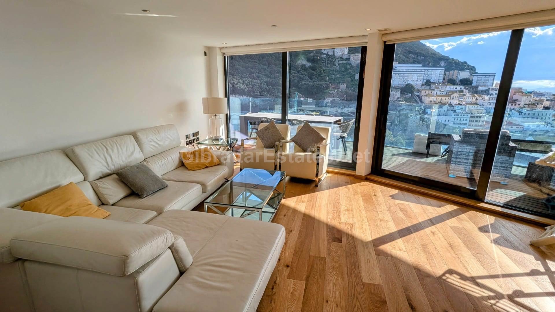 Penthouse, Ocean Village, Image 3