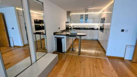 Penthouse, Ocean Village, Image 9