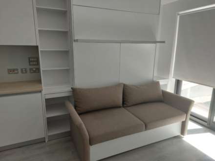 The Hub, Image 4