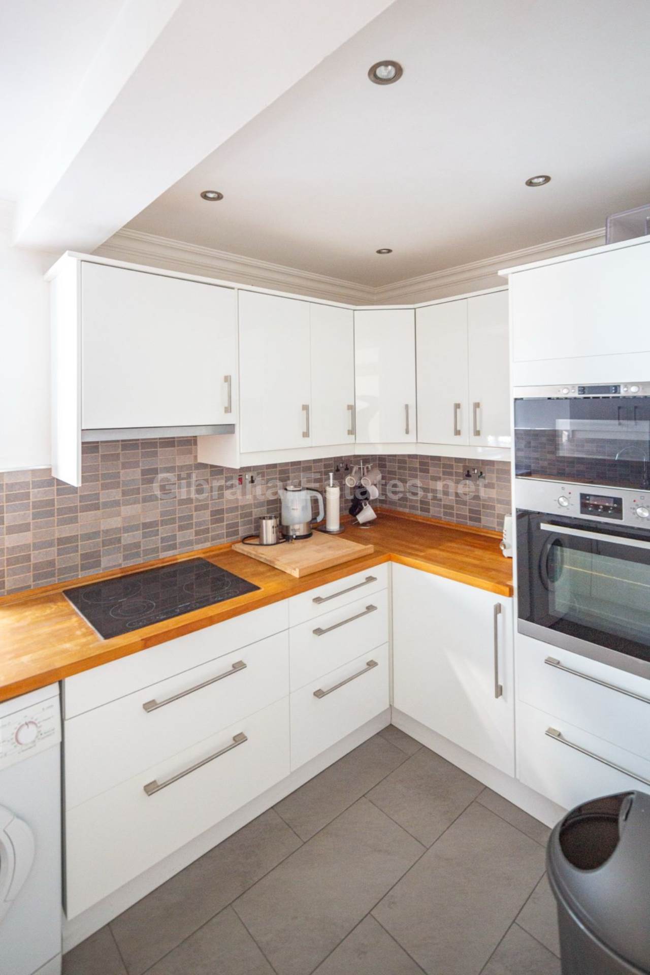 Marina Court, Image 16