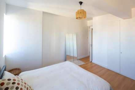 Marina Court, Image 11