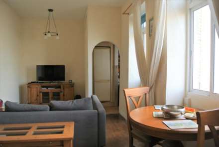 Lynch's Lane, Image 2