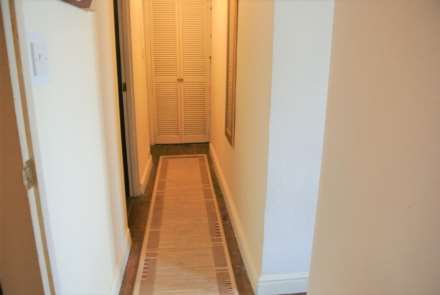 Lynch's Lane, Image 6