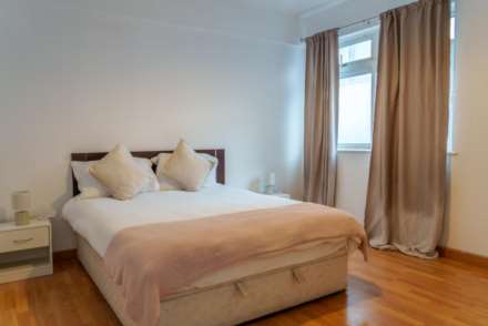 Marina Court, Image 7