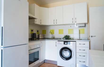 Cornwalls Lane, Town Area, Image 4