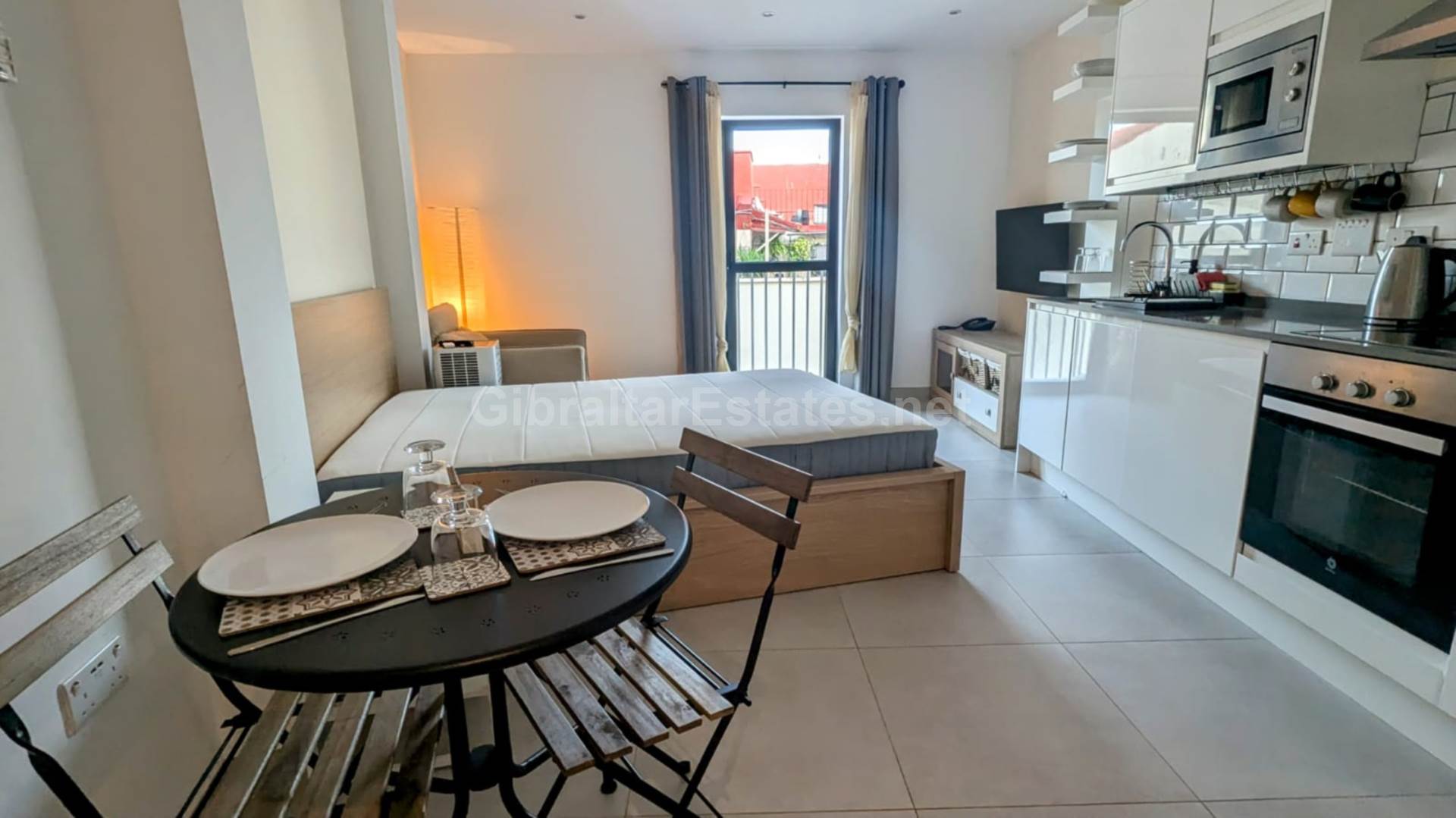 The Residence, Image 6