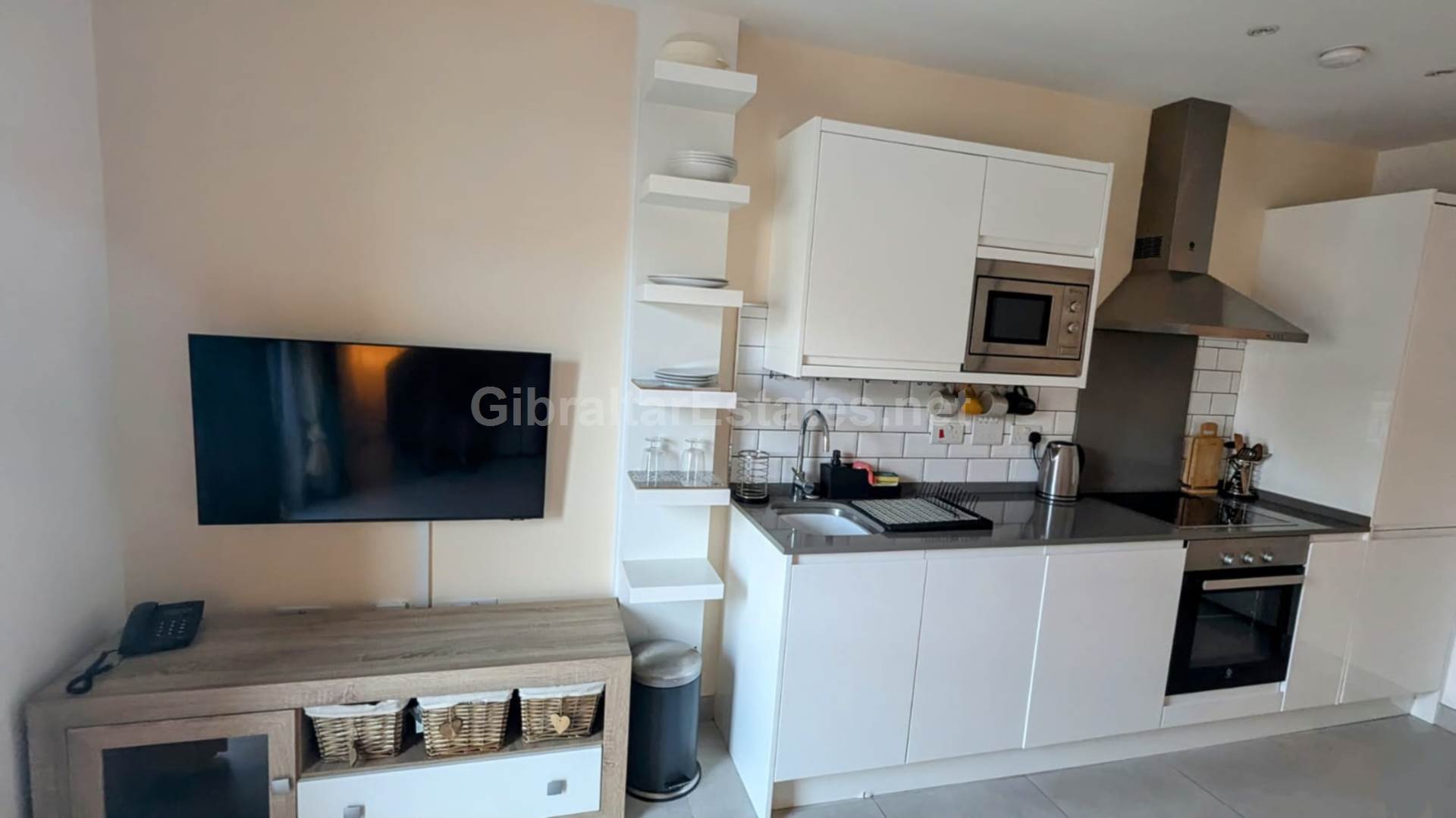 The Residence, Image 7