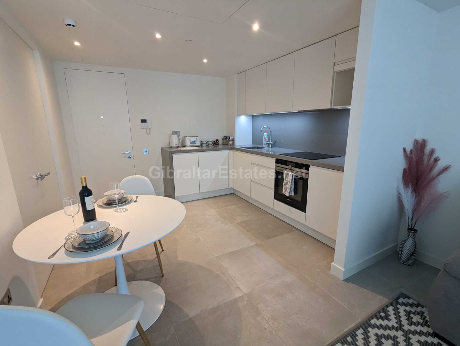 Eurocity Carrara, Image 3