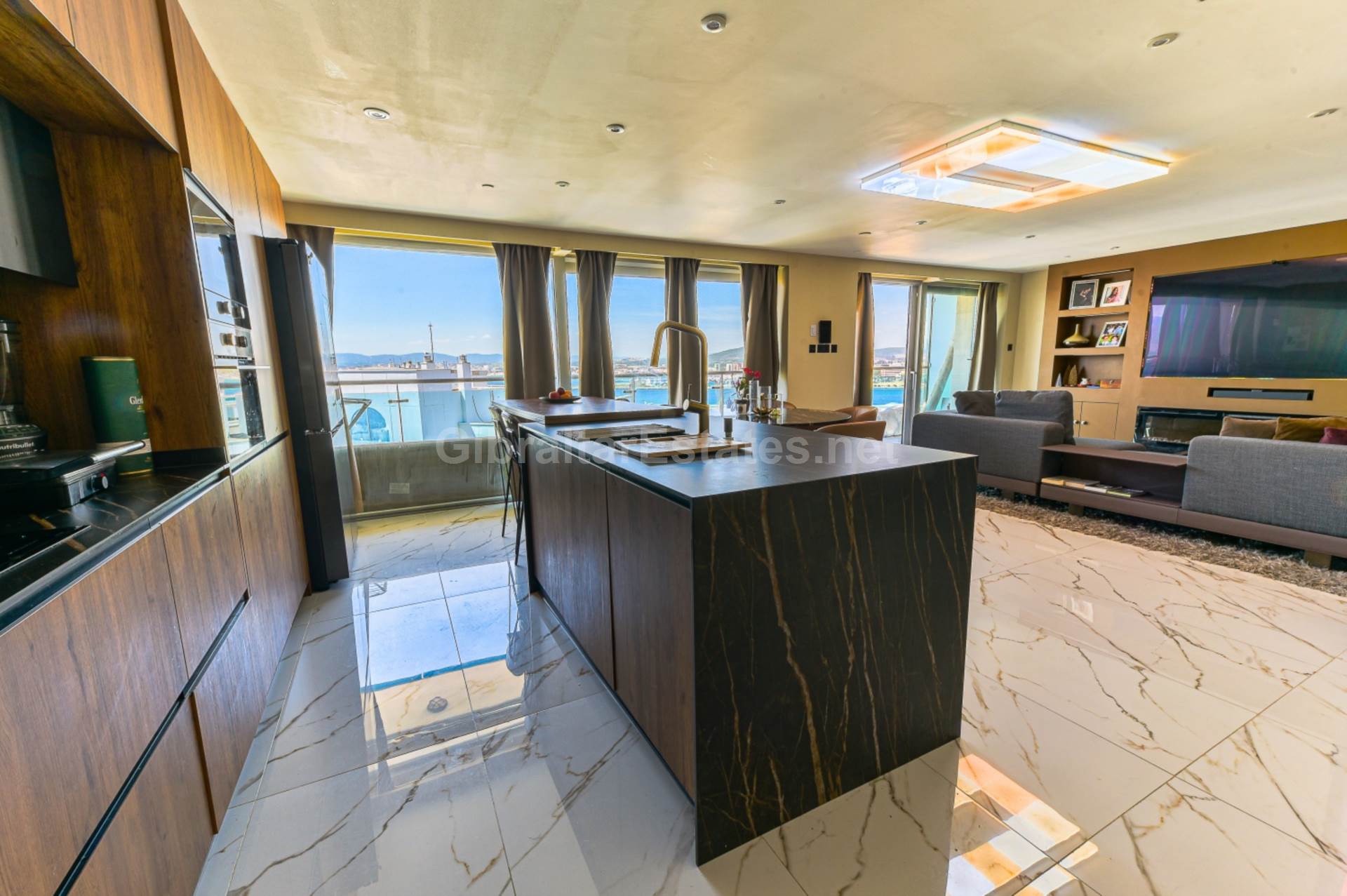 Majestic Penthouse Ocean Village, Image 1