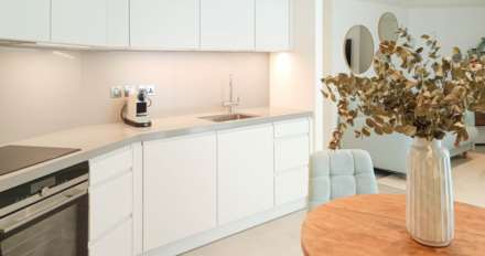 Eurocity Murano, Image 4