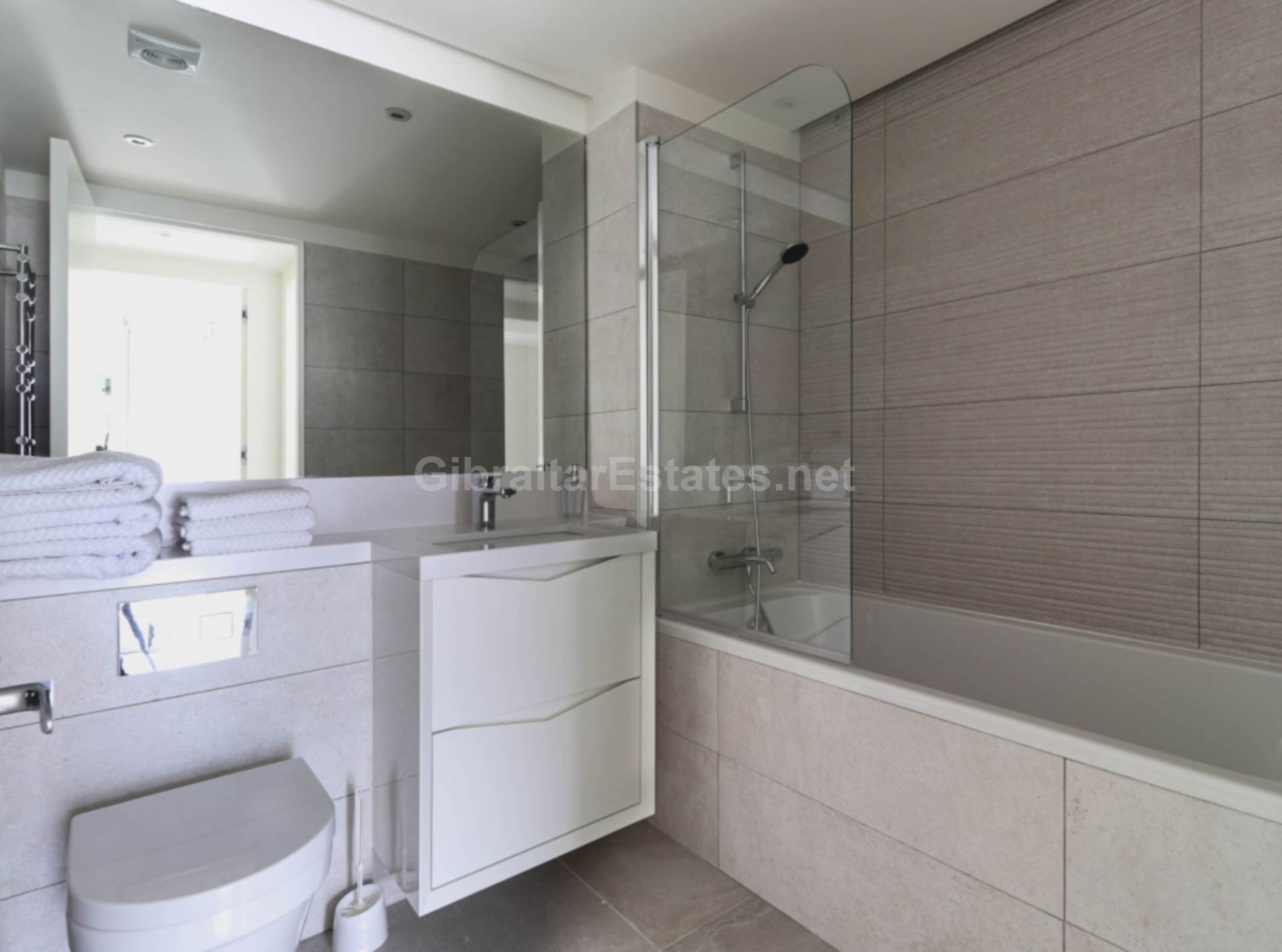 Eurocity Carrara, Image 10