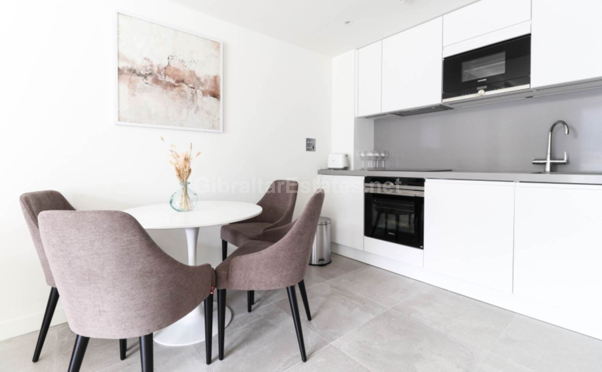 Eurocity Carrara, Image 6