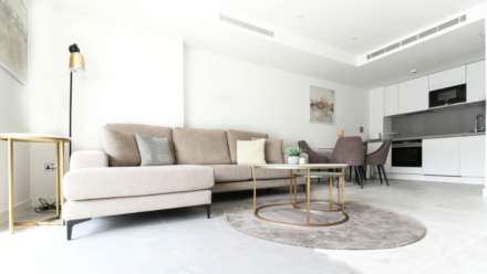 Eurocity Carrara, Image 9