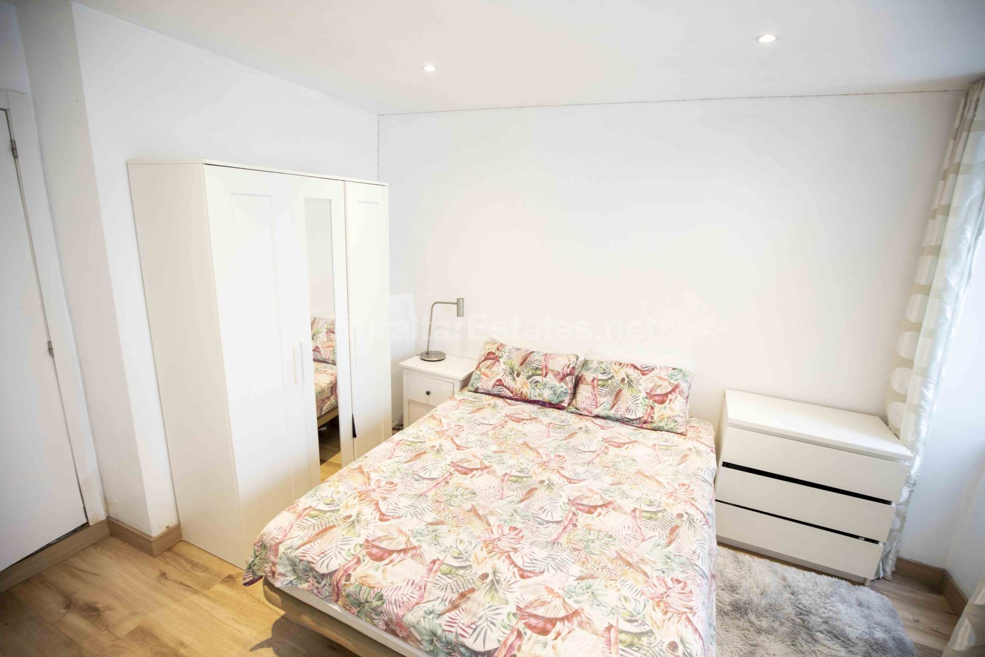 Upper Town /   Private Parking with Direct Access to the Property, Image 18