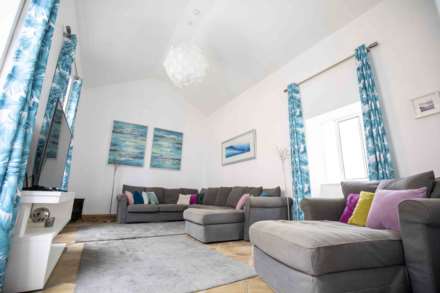 Upper Town /   Private Parking with Direct Access to the Property, Image 13