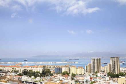 Upper Town /   Private Parking with Direct Access to the Property, Image 22