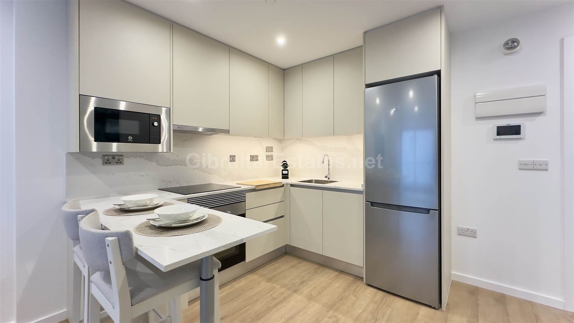 Victory Suites, Image 6