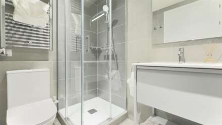 Victory Suites, Image 4