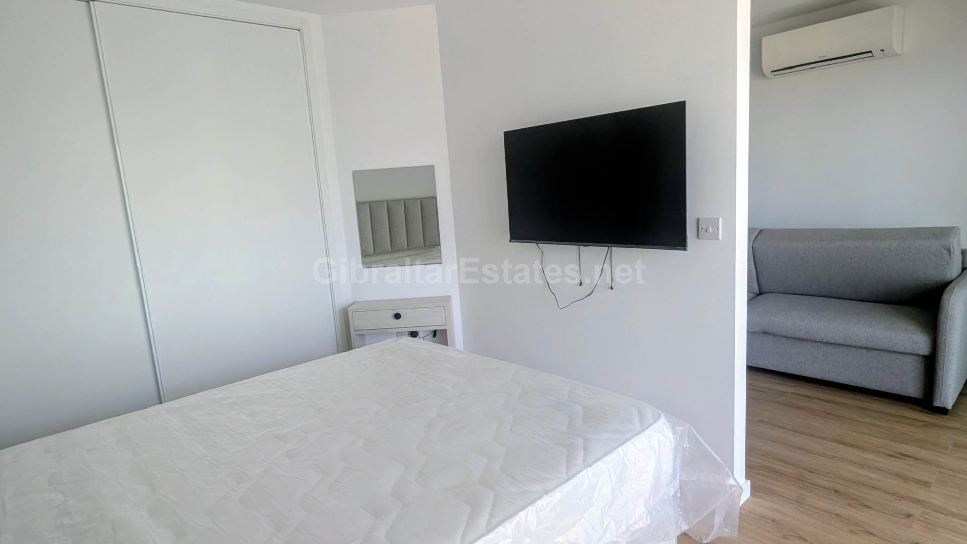 Victory Suites, Image 2