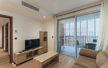 West One, Eurotowers, Image 1