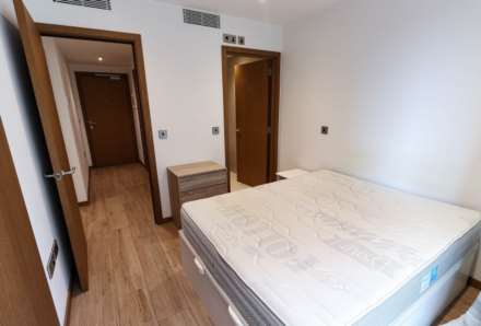 West One, Eurotowers, Image 6