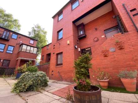 Len Cox Walk, Northern Quarter, Manchester, M4 1LZ, Image 1