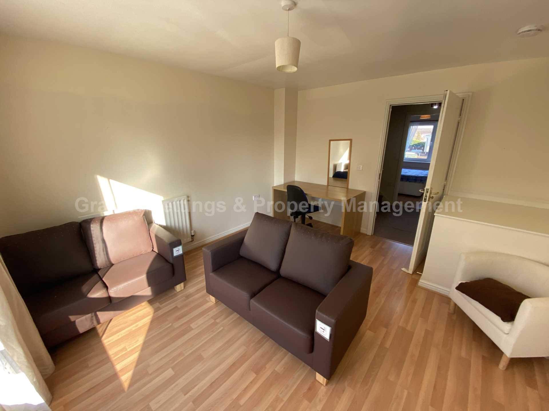 Lauderdale Crescent, Plymouth Grove, Manchester, M13 9DP, Image 2