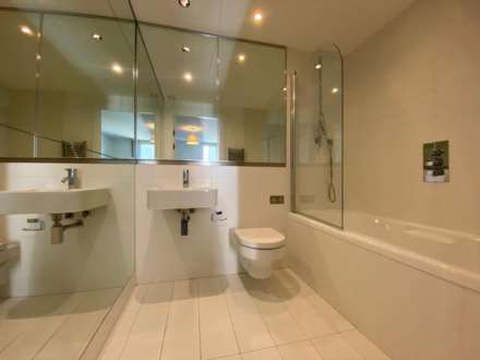 Block 11, Spectrum, Blackfriars Road, Salford, M3 7EE, Image 10