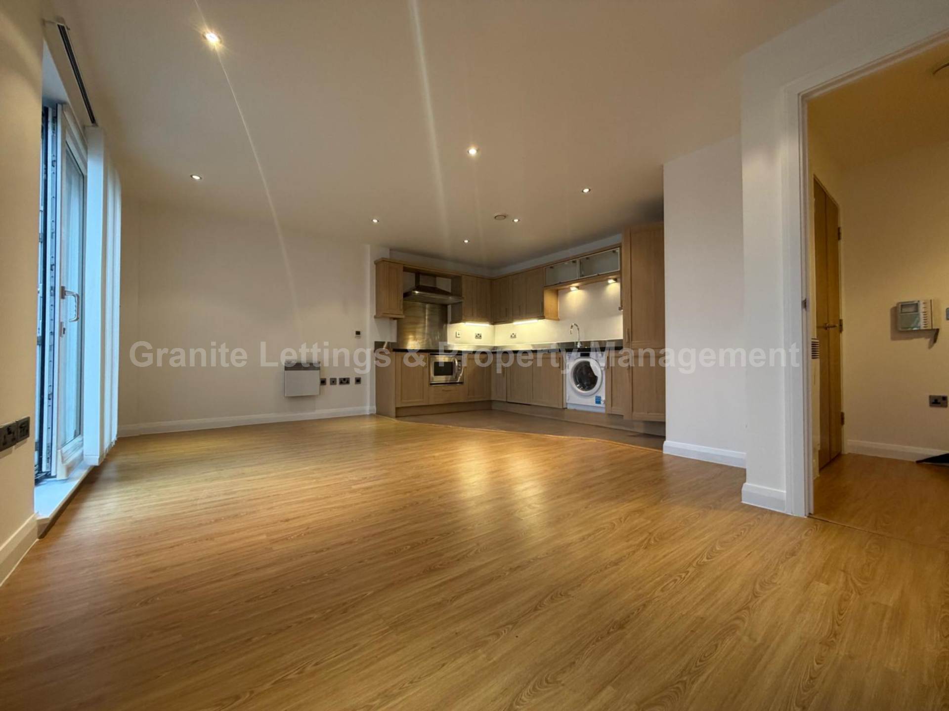 XQ7, Taylorson Street South, Salford Quays, M5 3FY, Image 3