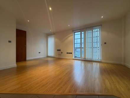 XQ7, Taylorson Street South, Salford Quays, M5 3FY, Image 2